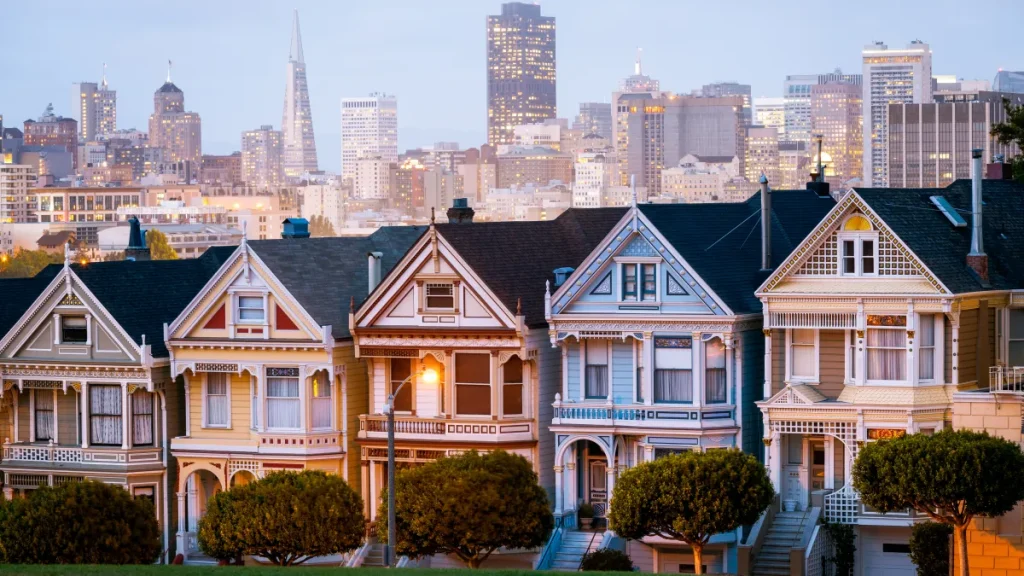 Picture in front of the Painted Ladies | Things to Do in California