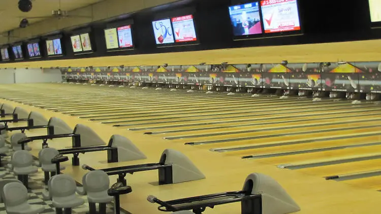 Classic Bowling Center-Things to do in Daly City California