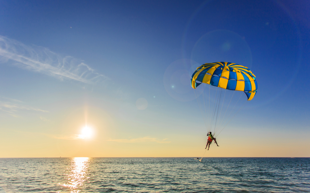 Experience of parasailing